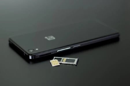 smartphone carte sd sim
