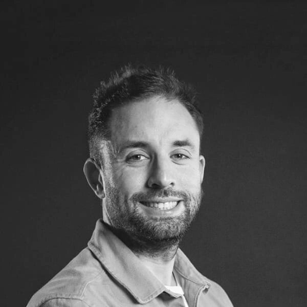 rou9e - Elie D. : Marketing & Social Media